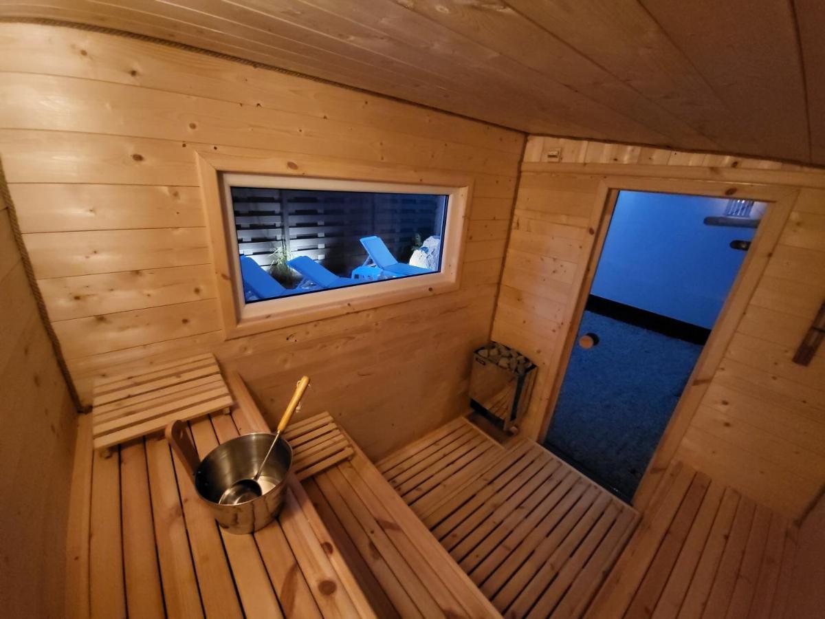 Robson Beach I Sauna, Jacuzzi Międzywodzie Εξωτερικό φωτογραφία